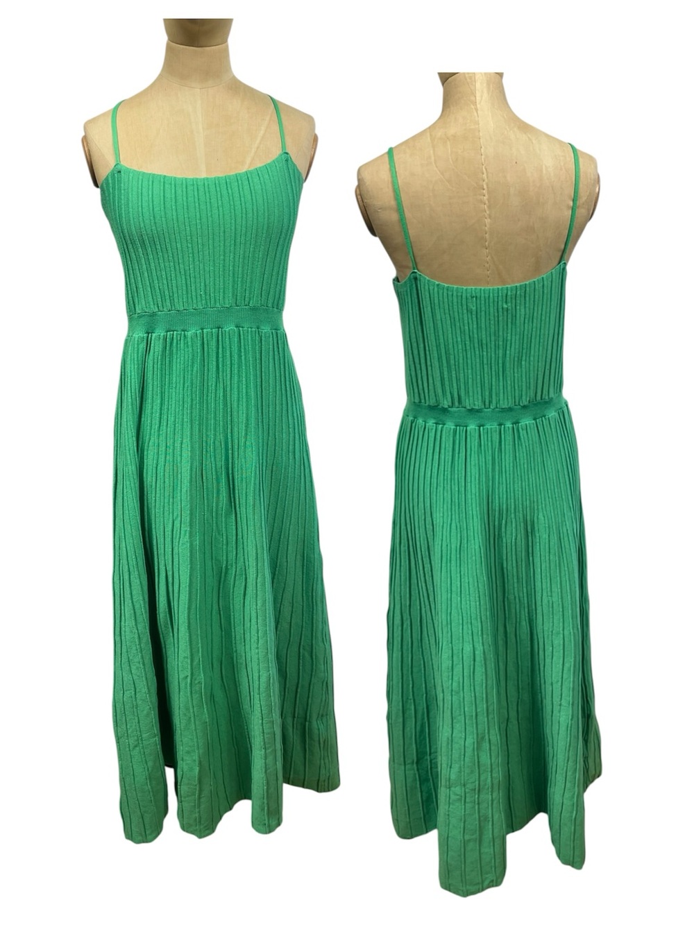 Runway Scout Alexa Dress Green LG Ribbed Knit Midi LG Sleeveless Minimalist Chic